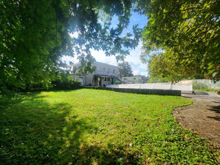  Maison � vendre 10 pi�ces 295 m�