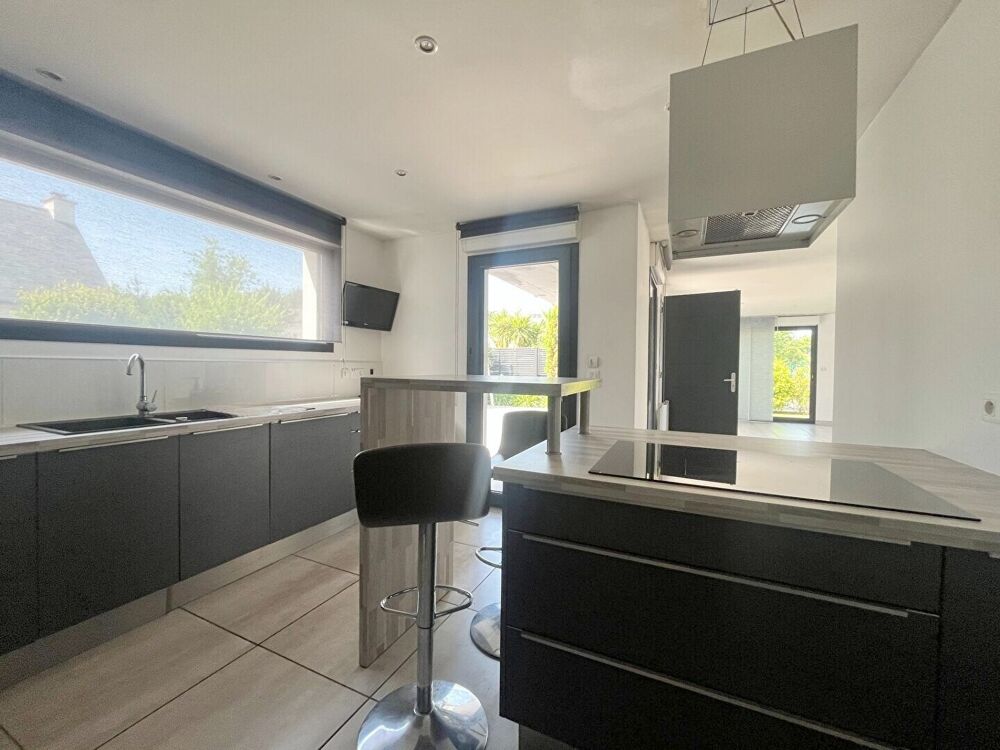 Maison à vendre à Ploeren 99 m² plain-pied 3 chambres bus commerces garage