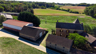 Vente Maison Domaine de caractère à réinventer au coeur du Périgord Noir Saint genies