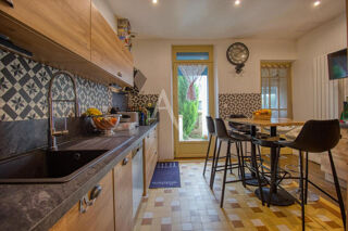  Maison  vendre 6 pices 219 m