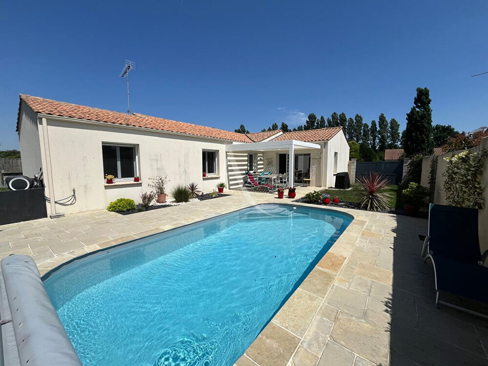 Maison 5 pièces 124 m² · à Saint Christophe du Li... · 124 m² · 315 500 €