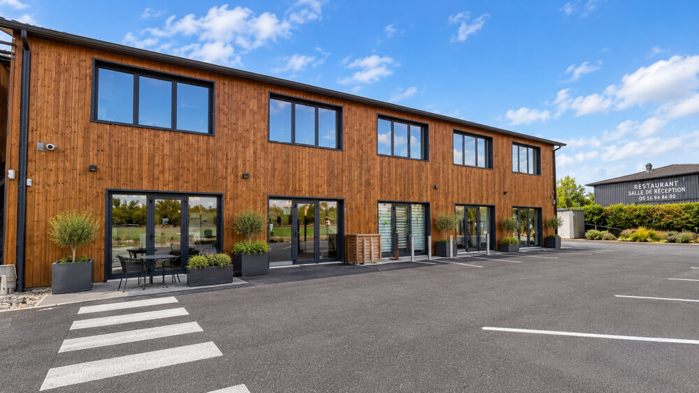   À LOUER ENSEMBLE PROFESSIONNEL DE 6 BUREAUX DE 204 M² SECTEUR CAVIGNAC 
