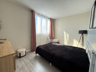  Appartement  vendre 4 pices 80 m