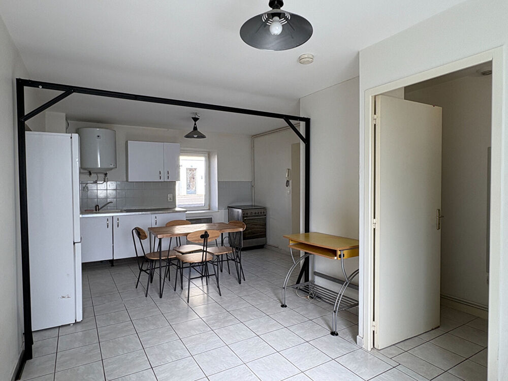 Location Appartement Studio 24 m² - Avenue du Mail - Bourg-en-Bresse Bourg en bresse
