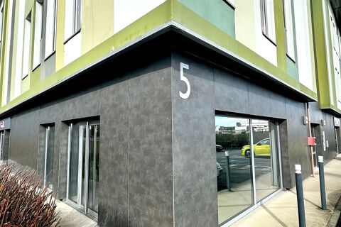 Bureaux Montbéliard 47 m2 en zone franche 700 25200 Montbeliard