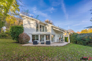  Maison � vendre 6 pi�ces 244 m�