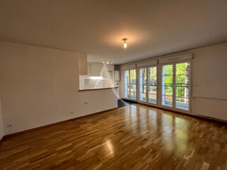  Appartement à louer 3 pièces 60 m²