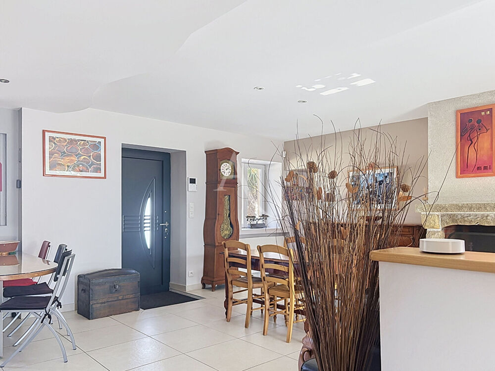 Vente Maison Maison de plain-pied avec dépendances et appartement locatif  Le Loroux-Bottereau Le loroux bottereau