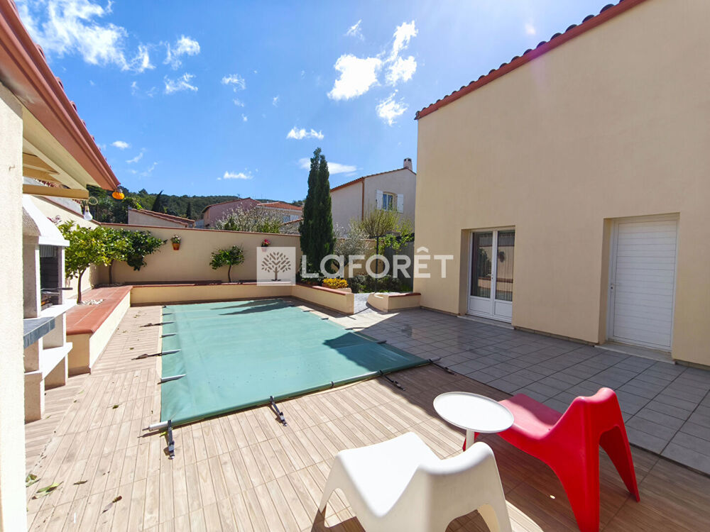 Maureillas-Las-Illas Belle maison avec piscine, appartement indépendant et espace pro
