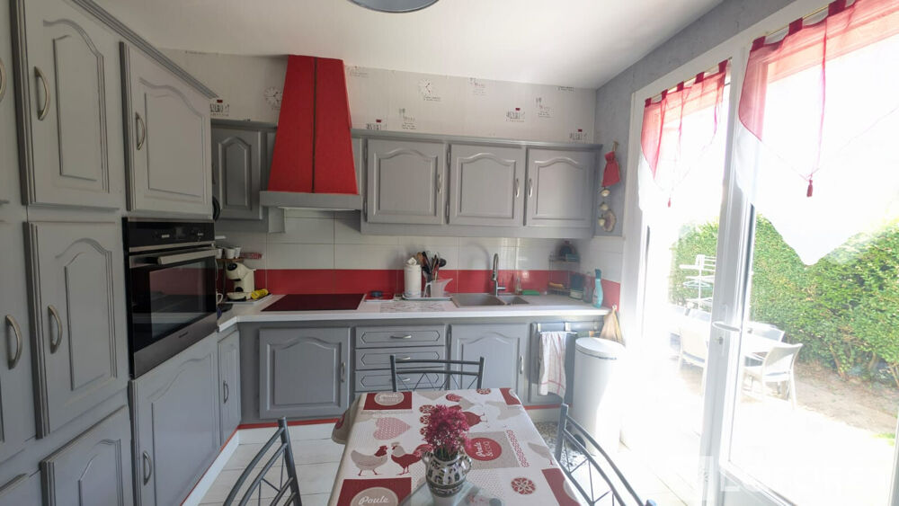Vente Maison Pavillon secteur Auneuil 8 pièce(s) 133.5 m2 Auneuil