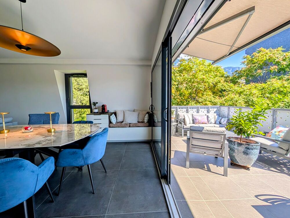 T3 dernier étage avec terrasse plein Sud - Hyper-centre d'Aix-les-Bains