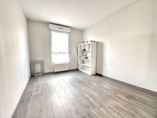  Appartement � vendre 4 pi�ces 80 m�