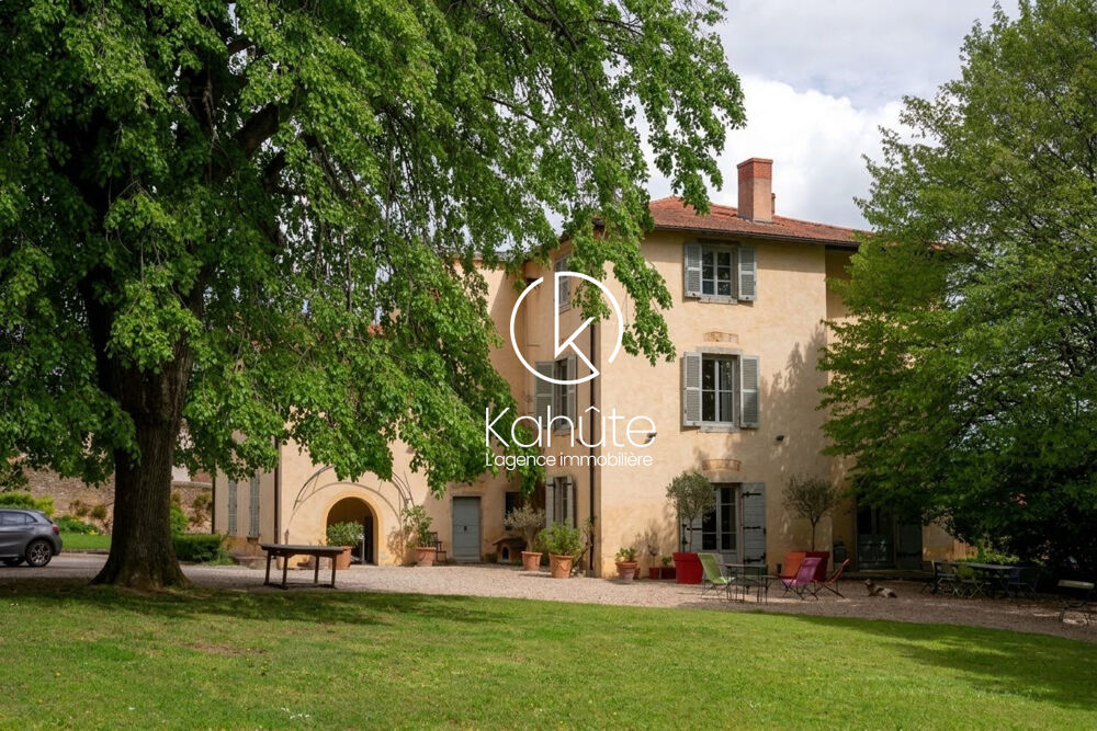 Vente Appartement Au centre de Curis au Mont D'or à 15 min de Lyon appartement en plateau en duplex 3 pièces 2 chambres 63,3 m2  dernière étage av Curis au mont d or