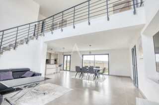  Maison  vendre 6 pices 152 m