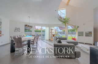  Maison à vendre 6 pièces 177 m²