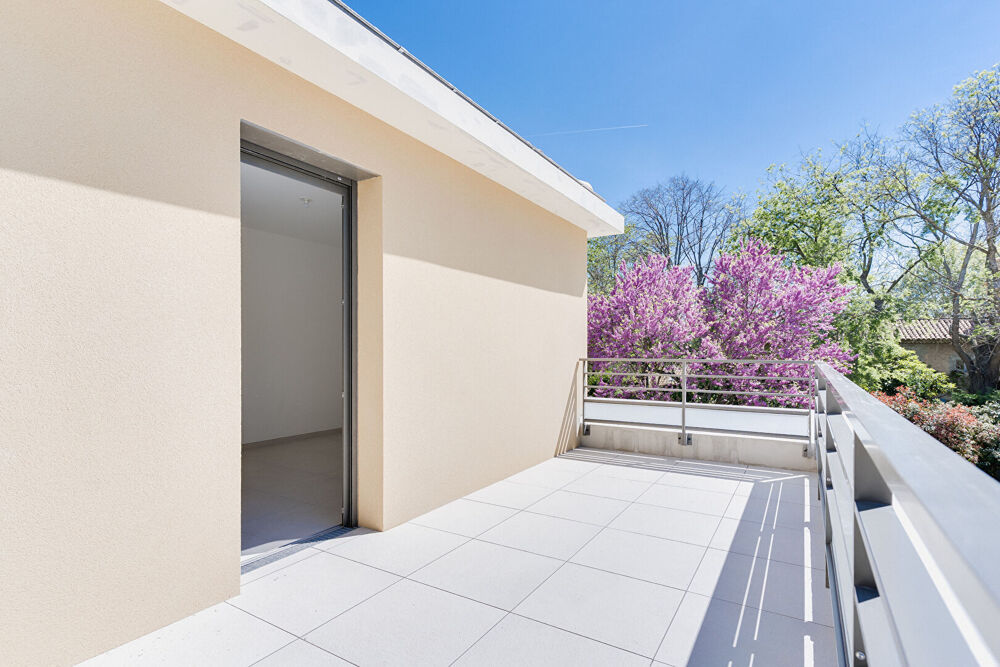 A VISITER - T4 AVEC TERRASSE RESIDENCE INTIMISTE VUE NATURE ET PROCHE CENTRE, AIX EN PROVENCE
