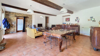  Maison à vendre 10 pièces 440 m²