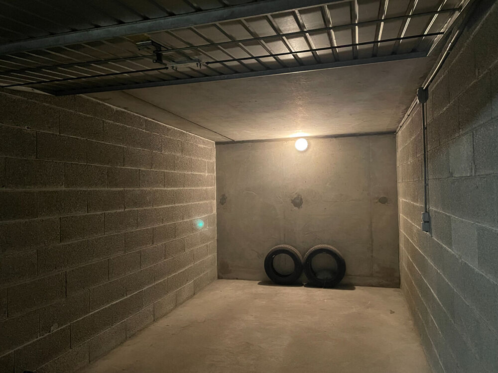 Location Parking/Garage Garage à louer dans la résidence 