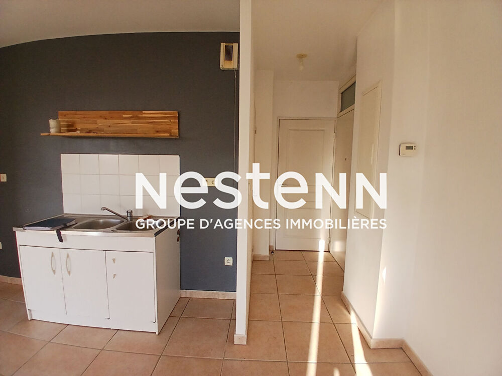 Location Appartement Appartement 2 Pièces avec ascenseur balcon cave parking et garage - 69800 SAINT PRIEST Saint priest