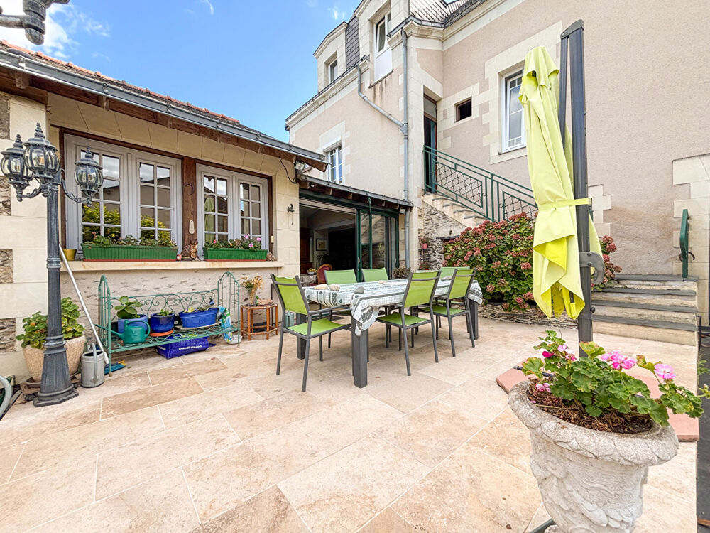 Vente Maison A VENDRE / ANGERS - Propriété d'exception de 246 m² avec 5 studios et terrain de 3 700 m² ! Angers