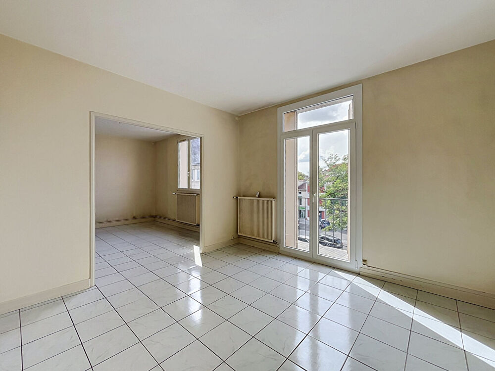 Location Appartement APPARTEMENT CHAUMONT - 2 pièce(s) - 60.4 m2 Chaumont
