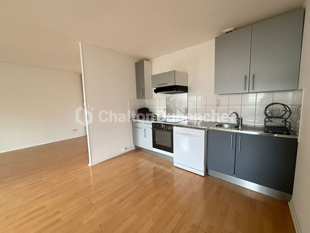Location Appartement ROANNE, Appartement T2 de 50 m² Roanne