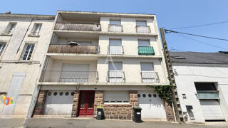  Immeuble à vendre 15 + pièces 222 m²