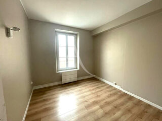  Appartement à louer 3 pièces 58 m²