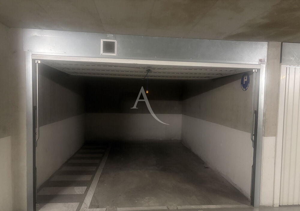 Vente Parking/Garage Box Drancy 16.55 m2 - Proche centre ville Drancy