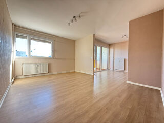  Appartement à vendre 4 pièces 1 m²