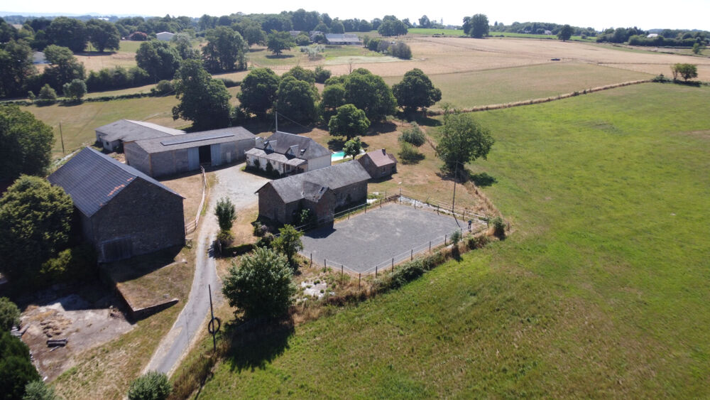 Vente Maison CORREZE - Belle ferme au sommet d'une colline avec une vue imprenable et 2,7 hectares de terrain attenant. Saint pardoux corbier