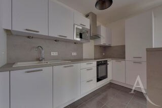  Appartement à louer 2 pièces 47 m²