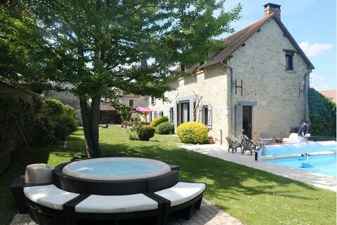   Maison - 8 pi�ce(s) - 215 m2 Maison - 8 pi�ce(s) - 215 m�