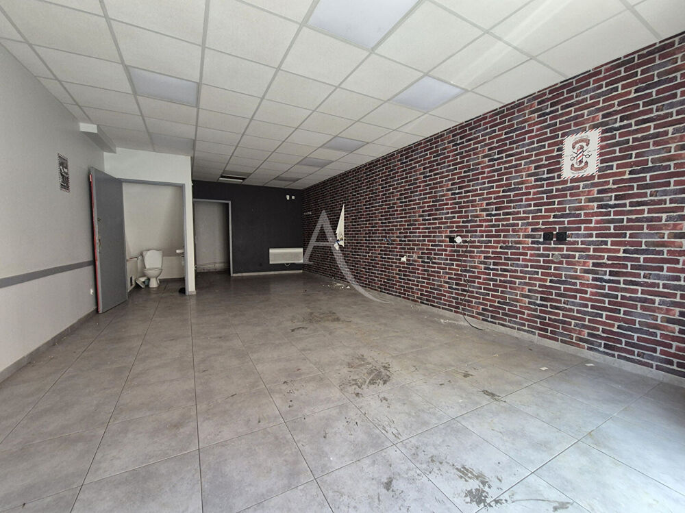   Local commercial Macon 40.49 m2 