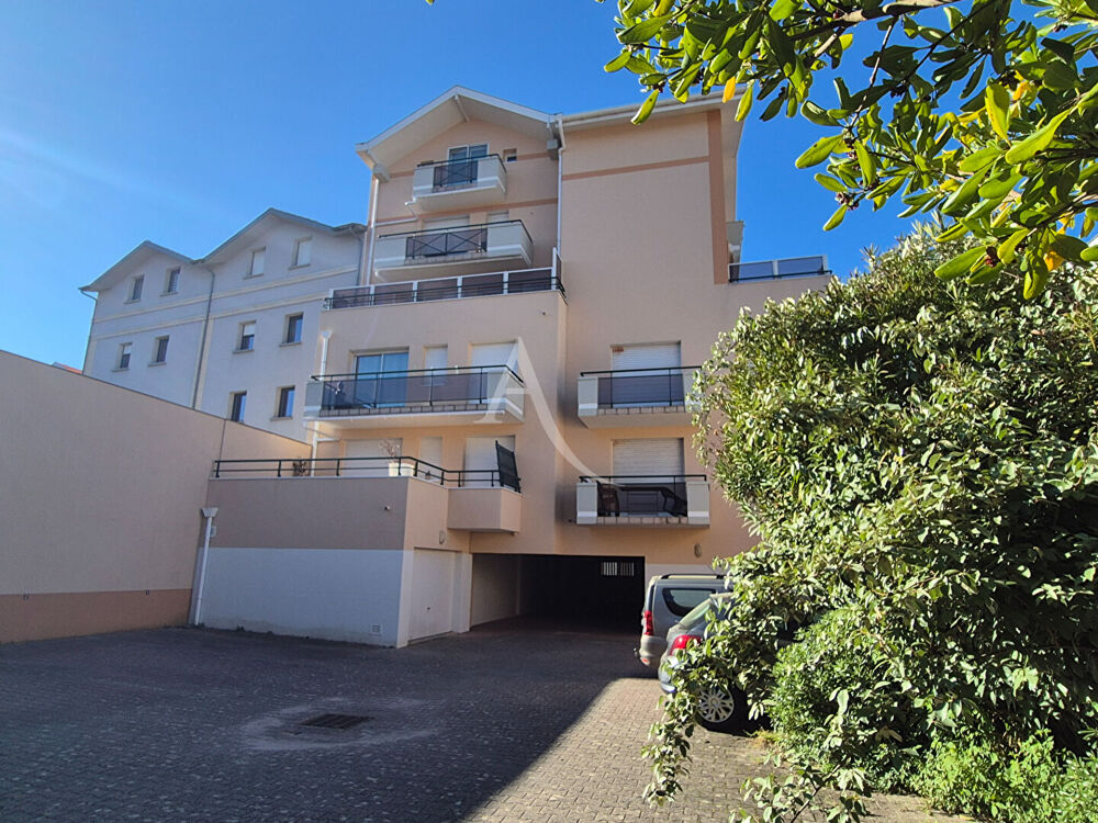 ARCACHON HYPER-CENTRE - Appartement T2 lumineux avec balcon et place de parking