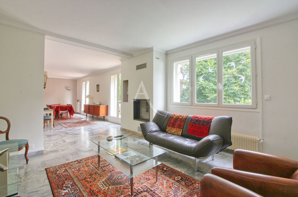 Maison Chatenay Malabry 6 pièce(s) 155 m² habitables (172 m² au sol)