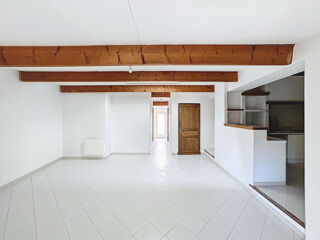  Appartement à louer 4 pièces 93 m²
