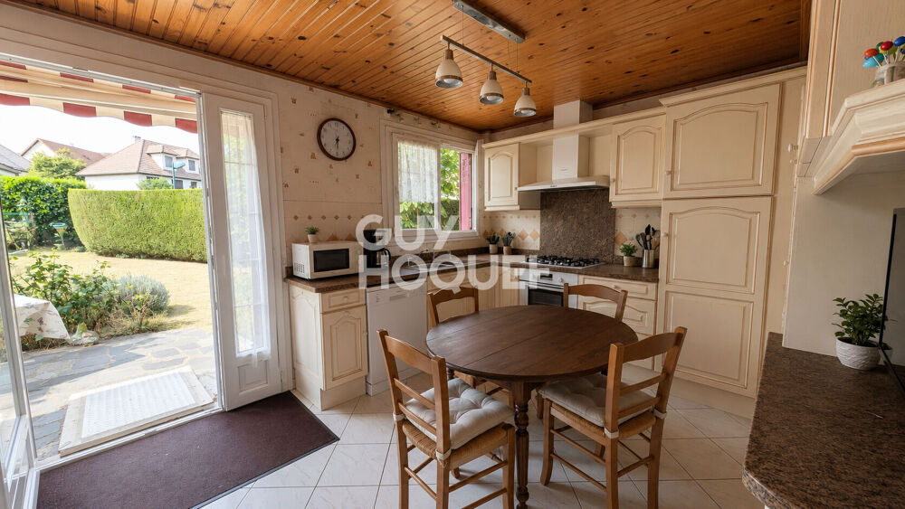 MANTES LA VILLE, Maison familiale 8 pièces, 6 chambres