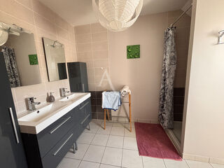  Maison à vendre 6 pièces 137 m²