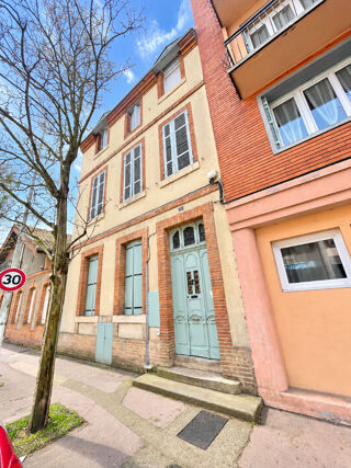  Appartement à louer 3 pièces 65 m²