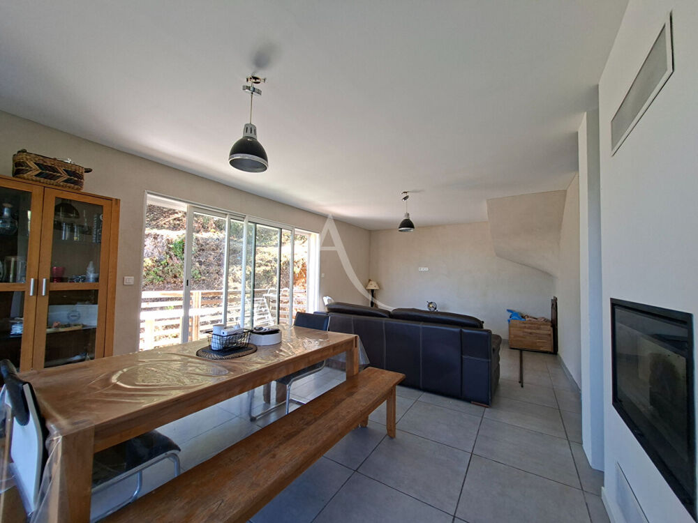 A VENDRE - Maison 6 pièce(s) 168m2 située à Alès