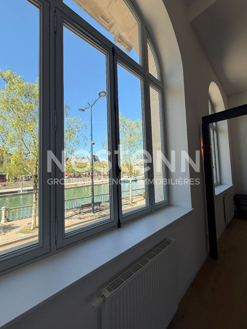 RARE À LA VENTE - APPARTEMENT - TERRASSE - PARKING