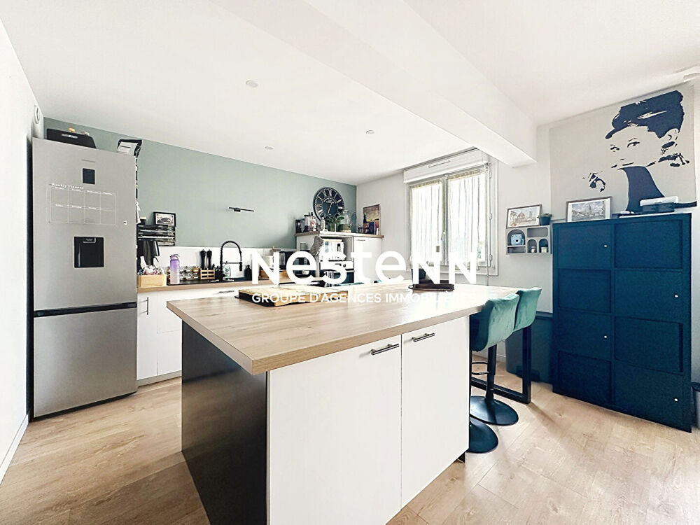 Vente Appartement Appartement - Grand T2 (possibilité T3) - Balcon - Stationnement privatif - Quartier Le Frugy / QUIMPER Quimper