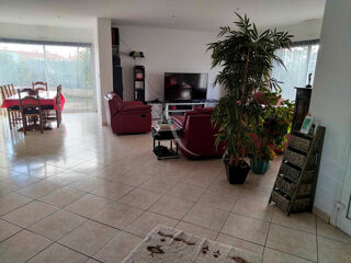  Maison  vendre 4 pices 165 m