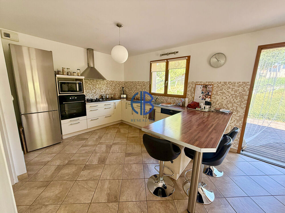 Vente Maison Maison 4 chambres + une pièce (garage transformé en habitable). Au grand calme Voiron