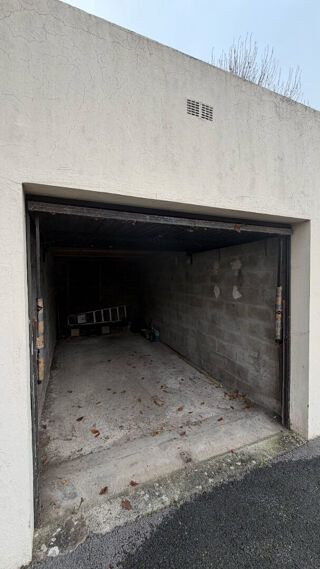  Parking / Garage � vendre 12 m�
