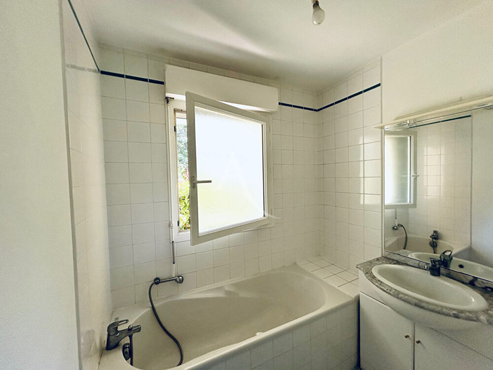 Vente Appartement Appartement Orvault 1 pièce 31m² avec terrasse et stationnement PETIT-CHANTILLY Orvault