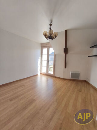  Maison à louer 4 pièces 89 m²