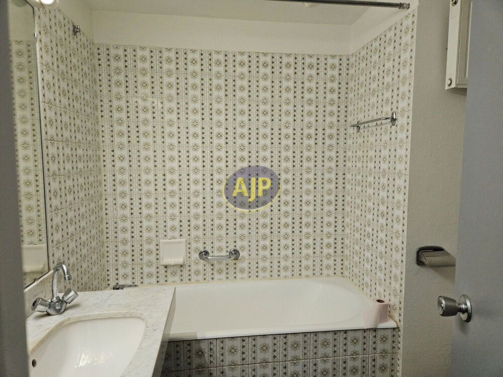 Location Appartement NANTES / BEAULIEU - Appartement  T1 Meublé Nantes