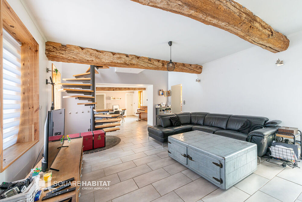 LONGERE SEMI PLAIN PIED DE 148 M²